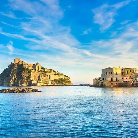 Vela Ischia 3*