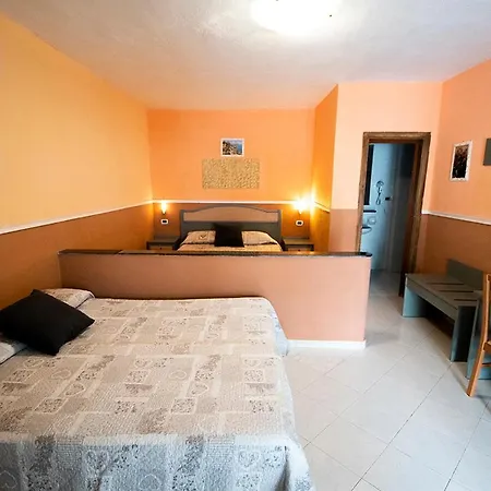 Hotel Vela Ischia 3*